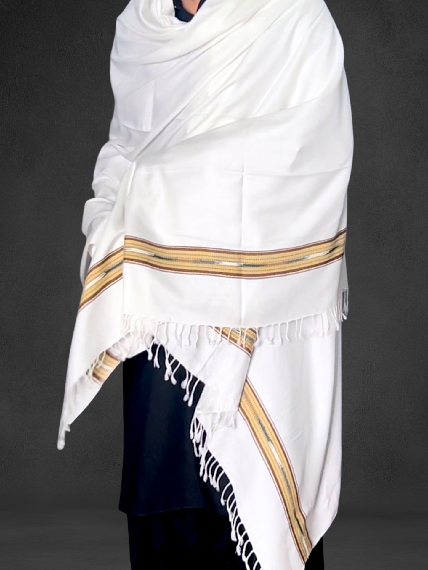 Light-weight Elegant shawl (White)